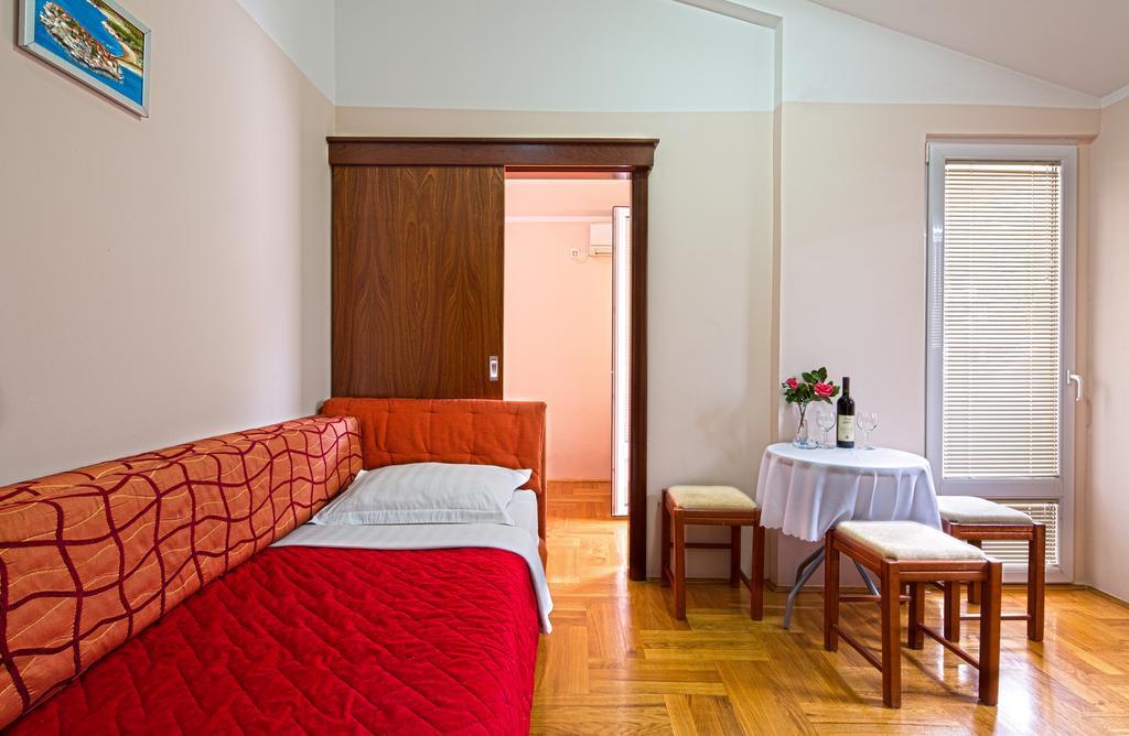 Guest House Harmonia 부드바 외부 사진
