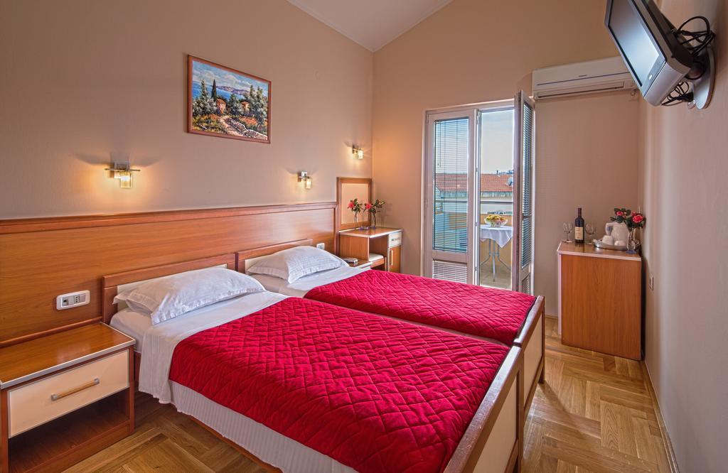 Guest House Harmonia 부드바 외부 사진
